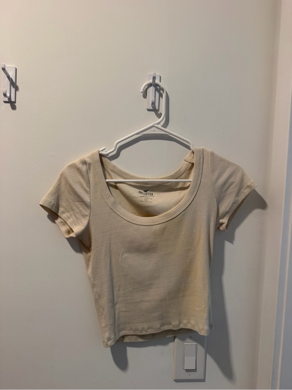 Hollister Ribbed Tee